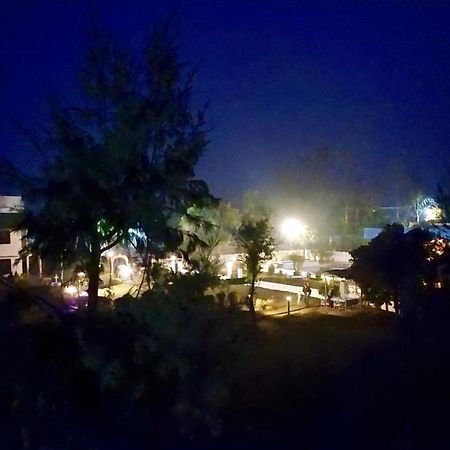 Swaraj Resorts Bharatpur Exteriör bild