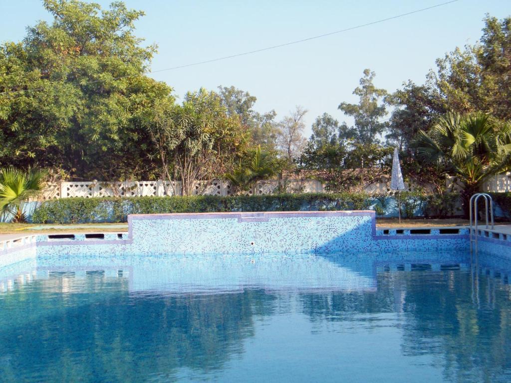 Swaraj Resorts Bharatpur Exteriör bild