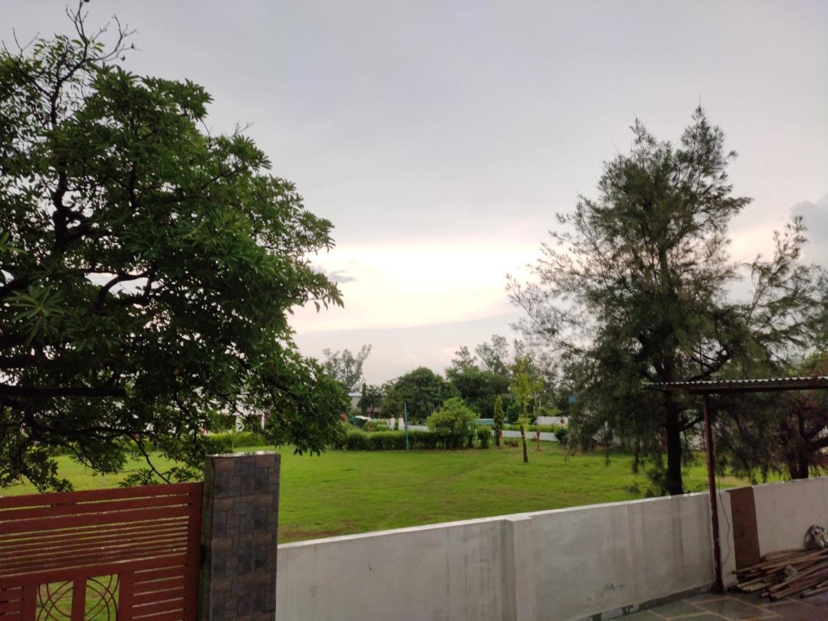 Swaraj Resorts Bharatpur Exteriör bild