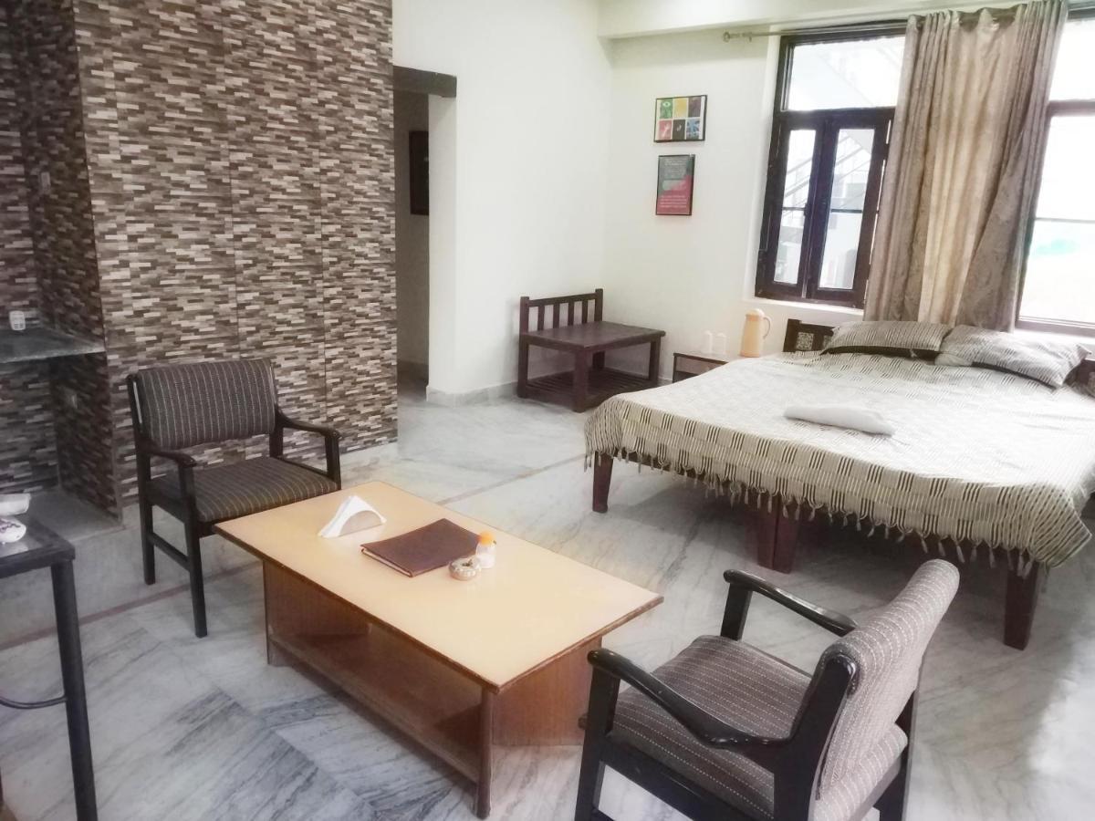 Swaraj Resorts Bharatpur Exteriör bild