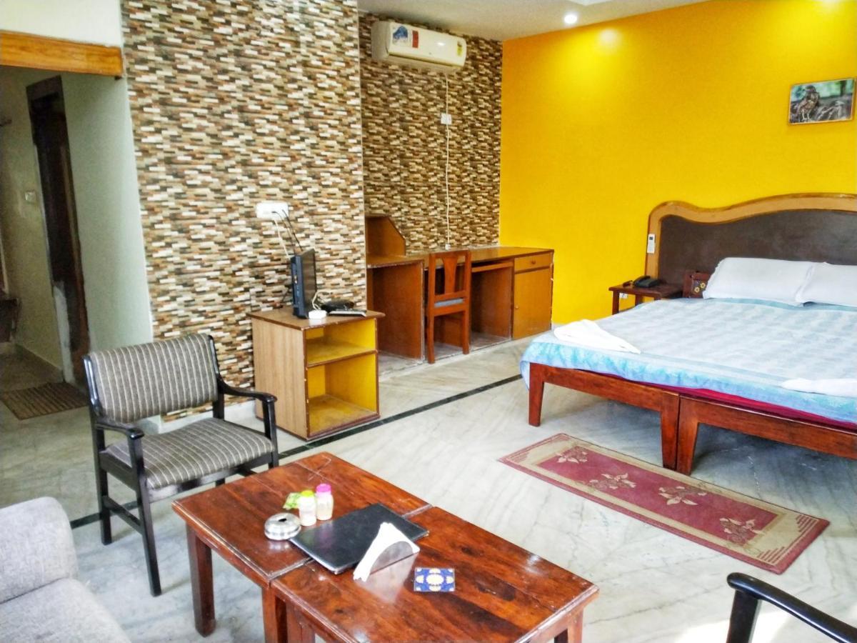 Swaraj Resorts Bharatpur Exteriör bild