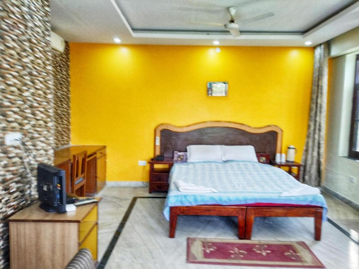 Swaraj Resorts Bharatpur Exteriör bild
