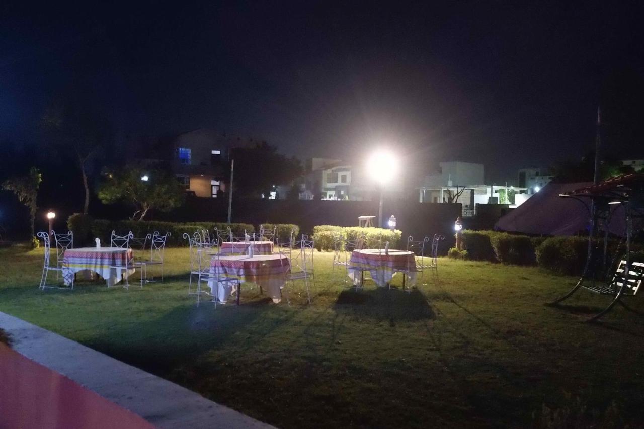 Swaraj Resorts Bharatpur Exteriör bild