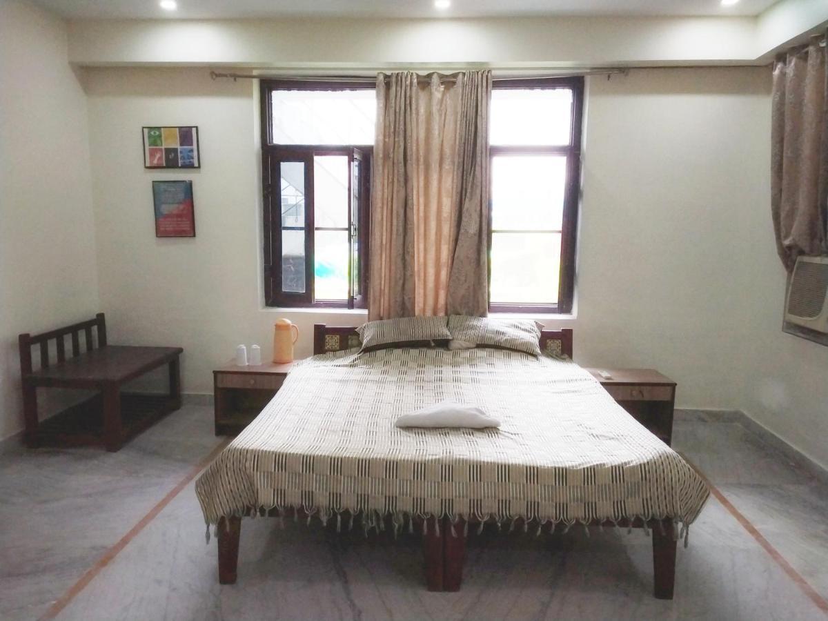 Swaraj Resorts Bharatpur Exteriör bild