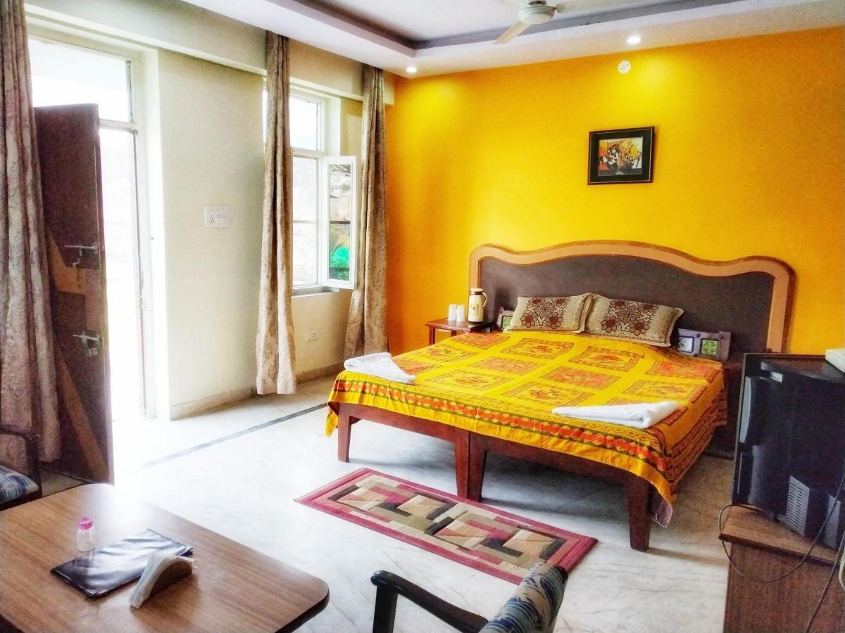 Swaraj Resorts Bharatpur Exteriör bild