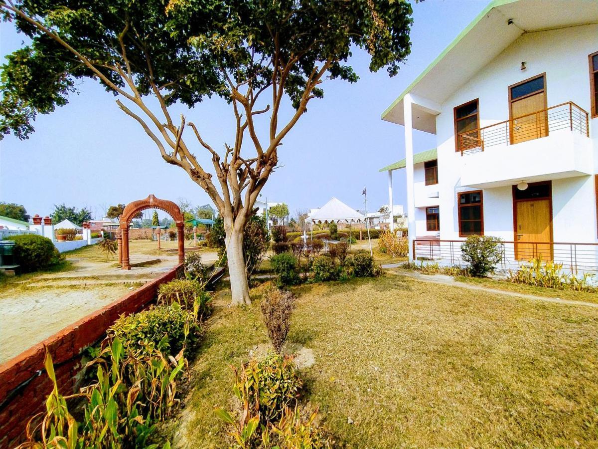 Swaraj Resorts Bharatpur Exteriör bild