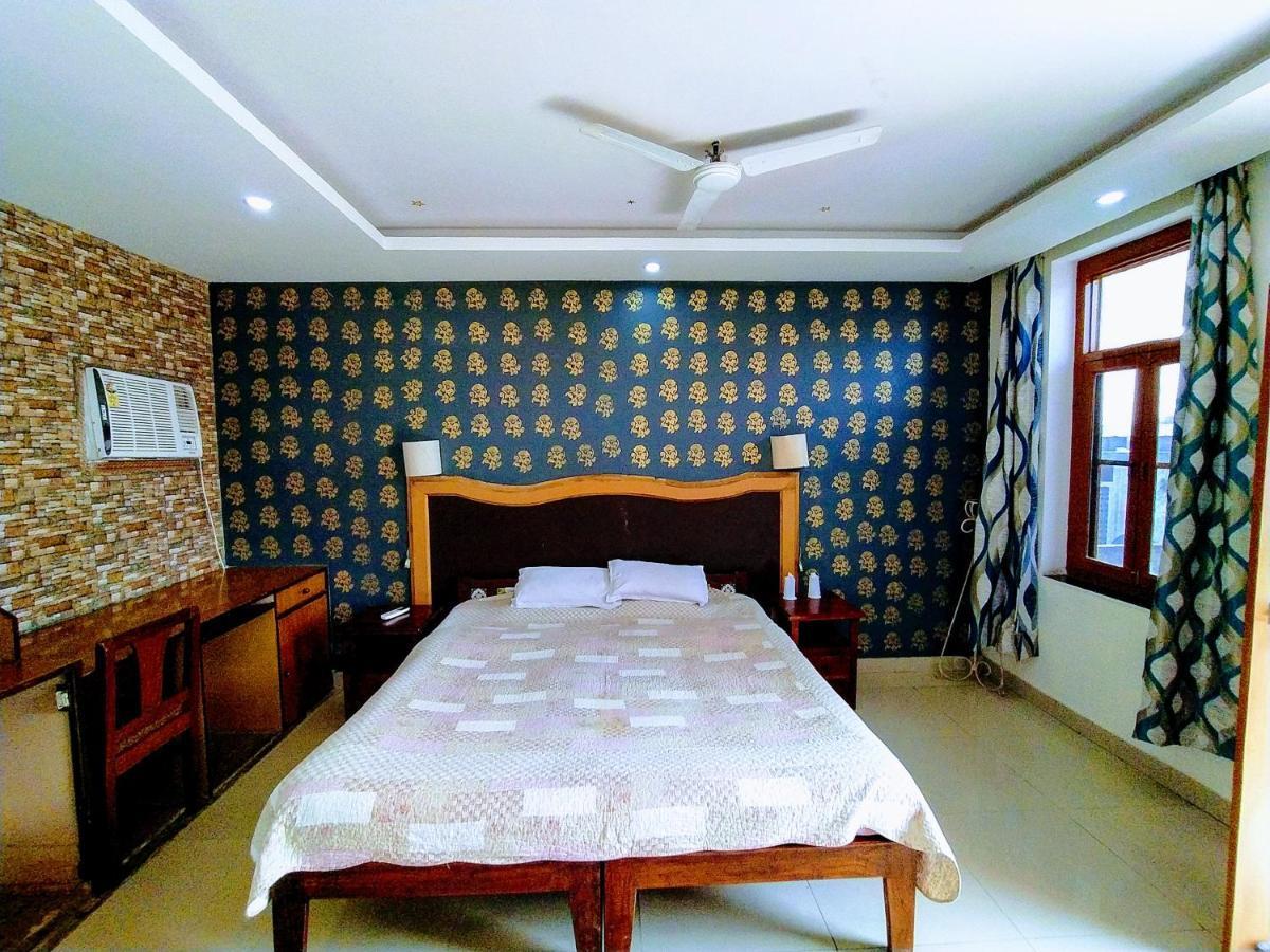 Swaraj Resorts Bharatpur Exteriör bild